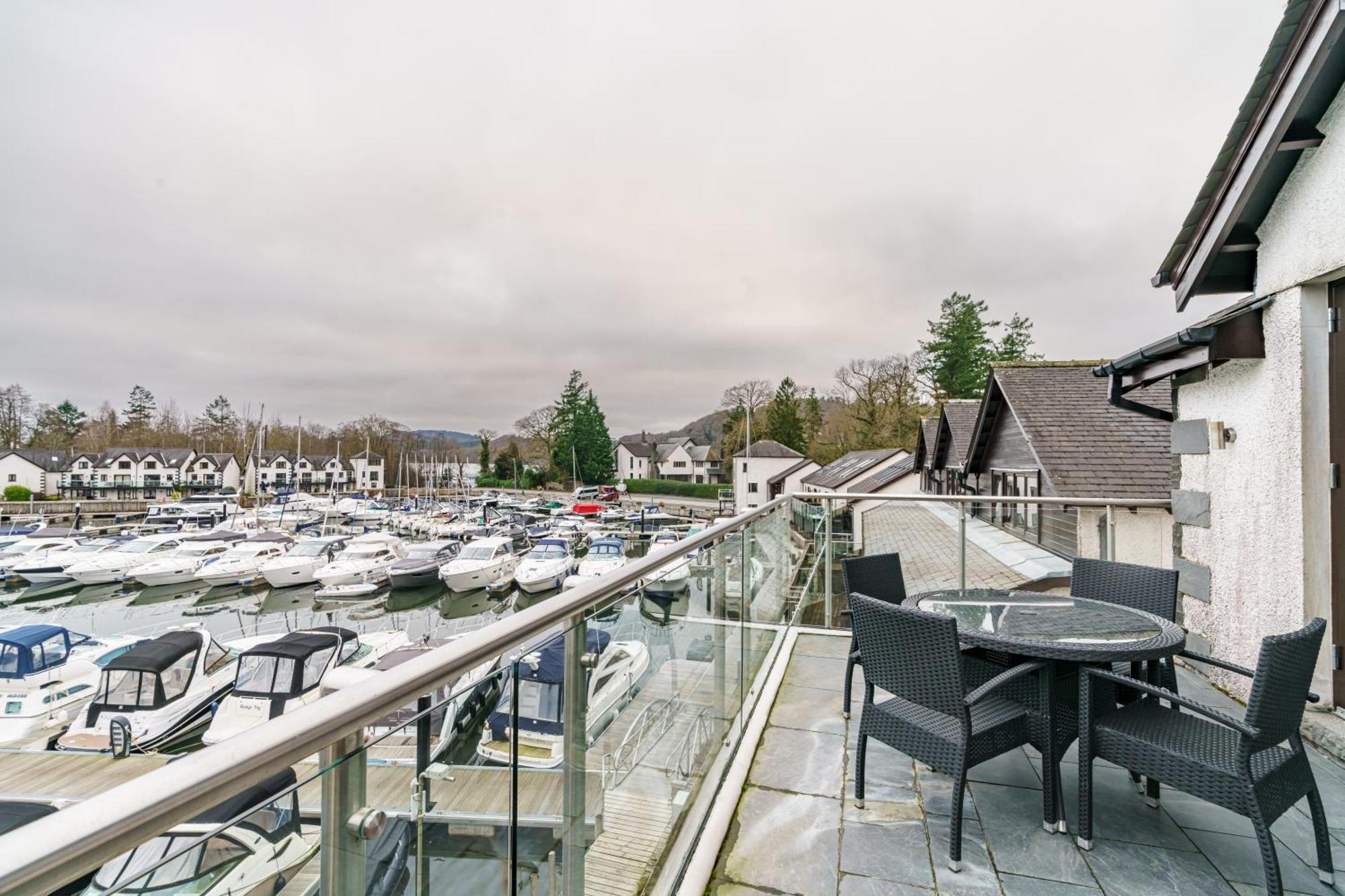 Lakeland Apartment At Windermere Marina Village Bowness-on-Windermere Exteriör bild